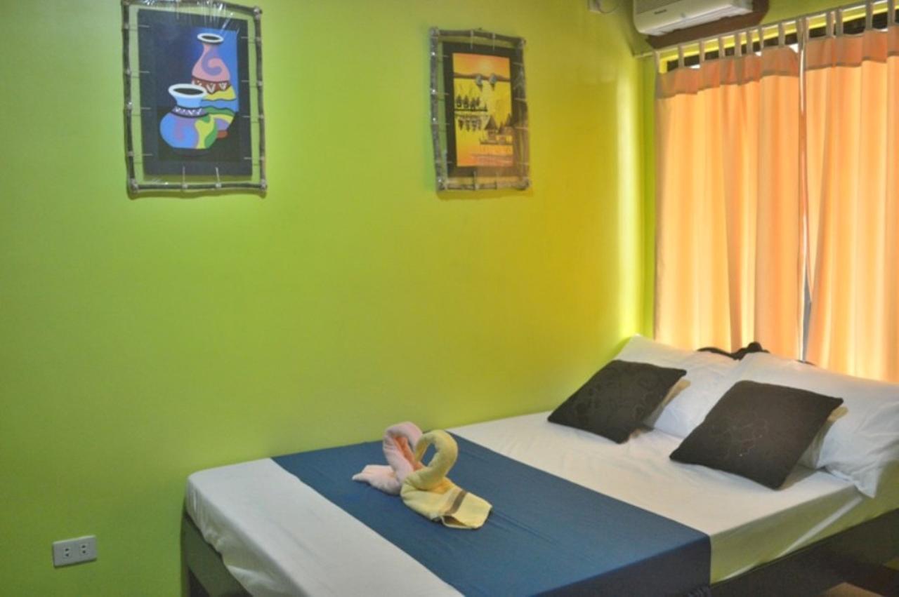 Amelia Homestay 푸에르토프린세사 외부 사진