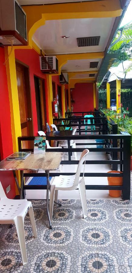 Amelia Homestay 푸에르토프린세사 외부 사진