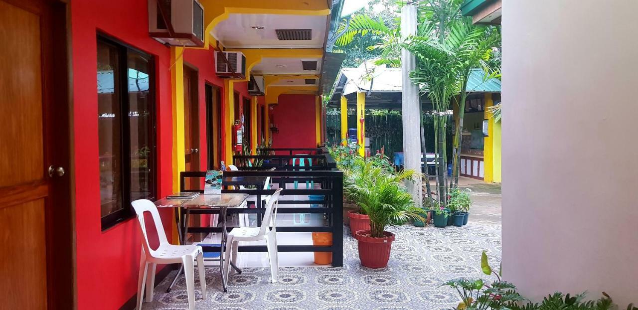 Amelia Homestay 푸에르토프린세사 외부 사진