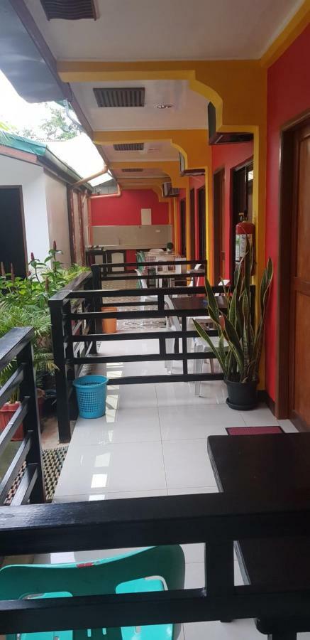 Amelia Homestay 푸에르토프린세사 외부 사진